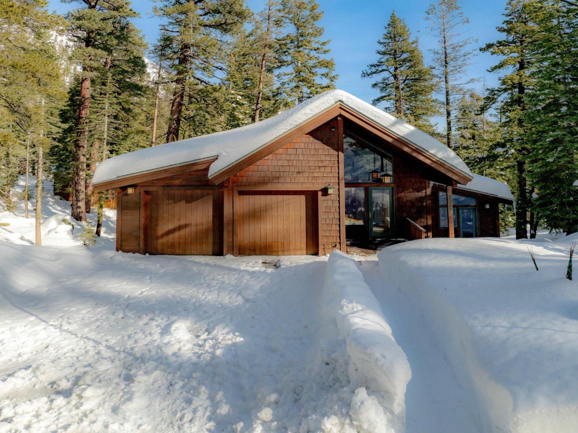 Pet-Friendly Home Deck 1 Mile To Alpine Meadows Exterior photo