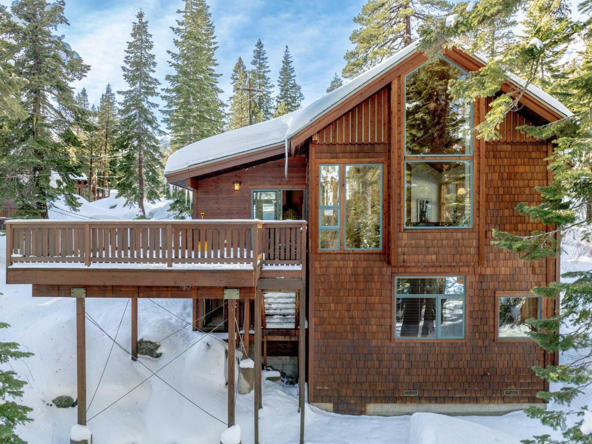 Pet-Friendly Home Deck 1 Mile To Alpine Meadows Exterior photo