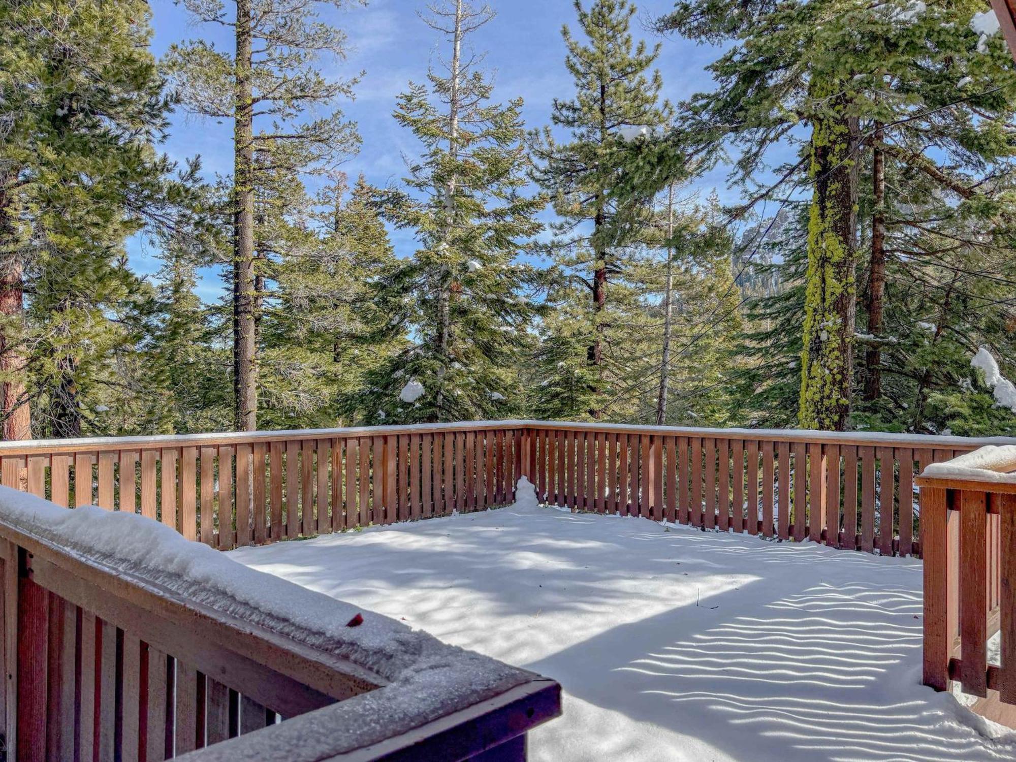 Pet-Friendly Home Deck 1 Mile To Alpine Meadows Exterior photo